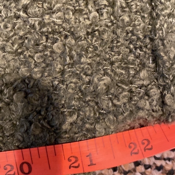 A new day Olive heather green sweater sz small nwt - Picture 3 of 4